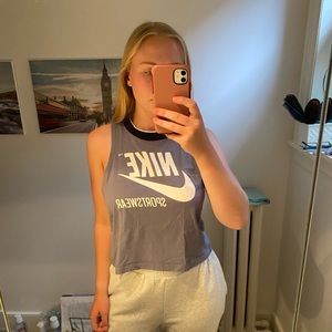 Nike tank